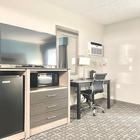 Days Inn & Suites By Wyndham Spokane Ngoại thất bức ảnh