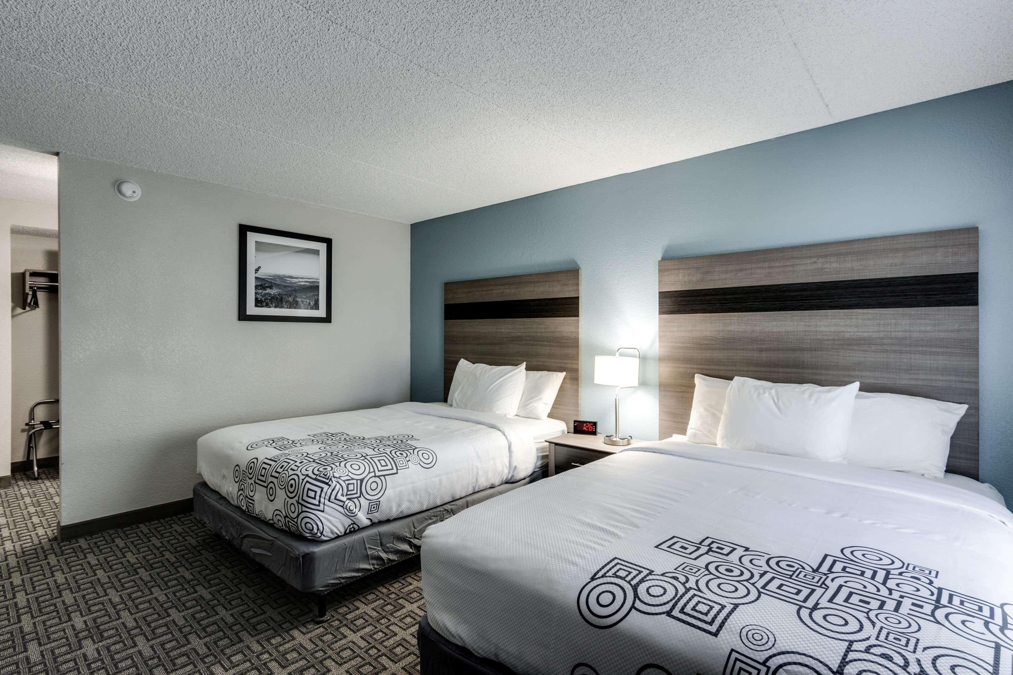 Days Inn & Suites By Wyndham Spokane Ngoại thất bức ảnh
