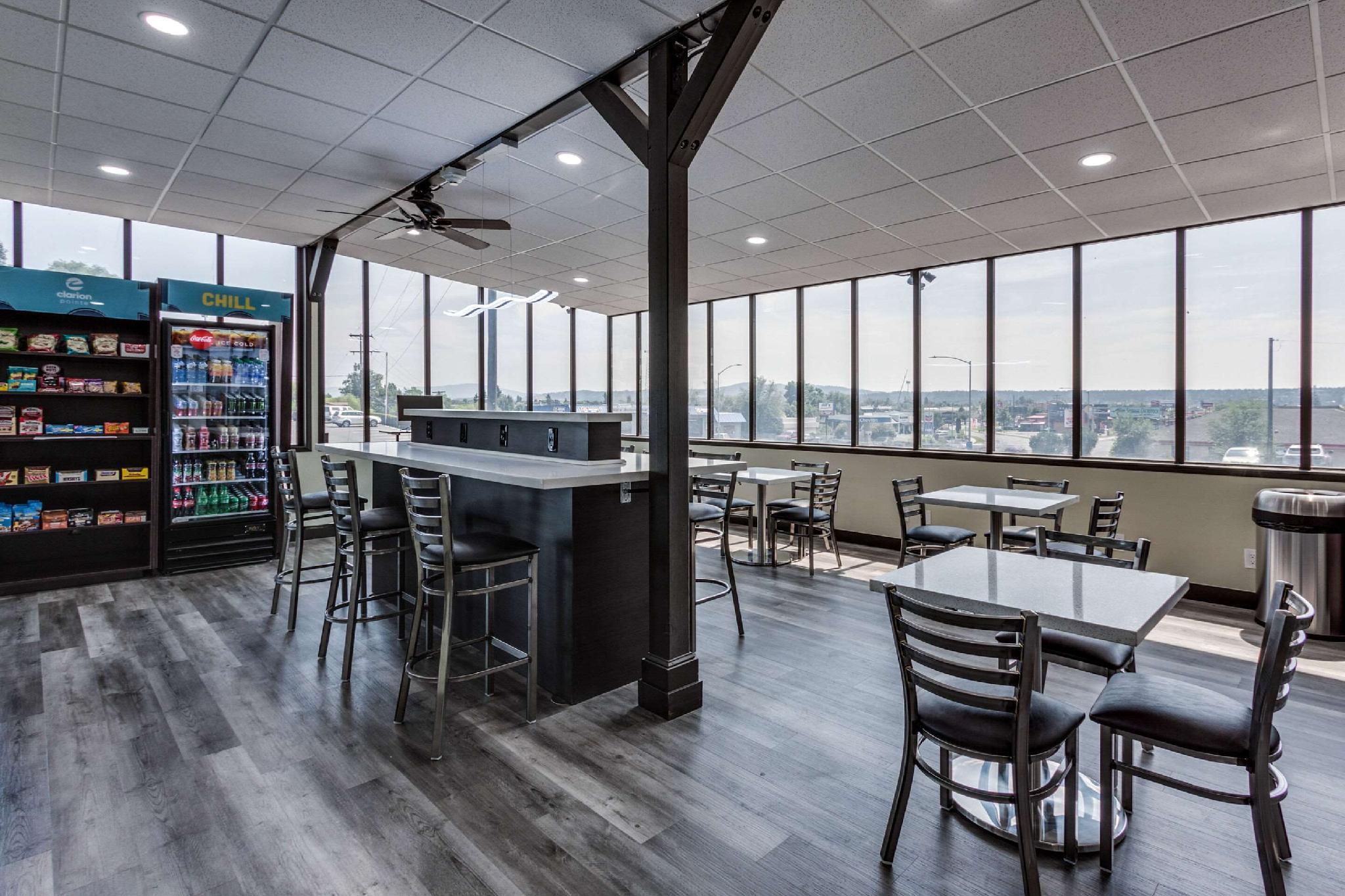 Days Inn & Suites By Wyndham Spokane Ngoại thất bức ảnh